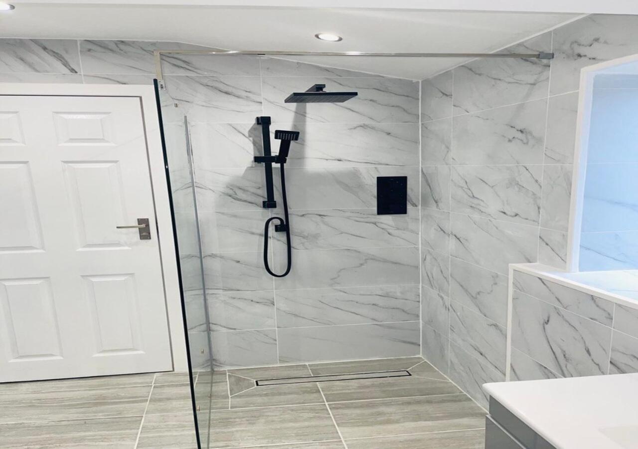 Luxury New Home Swanscombe Luaran gambar